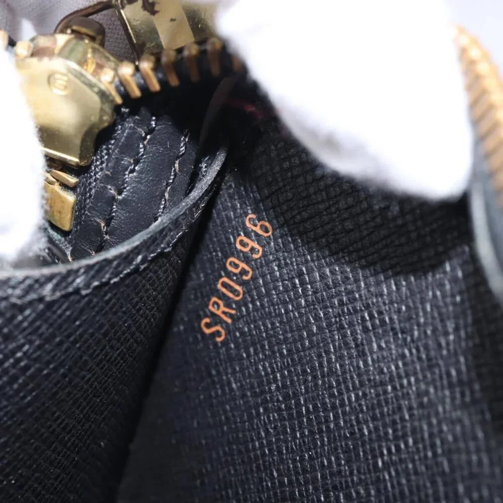 LOUIS VUITTON Epi Pochette Homme Clutch Bag Black Noir - Picture 11 of 13